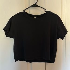 Lululemon Cropped Tee